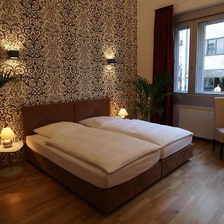 Hotel Stern Dusseldorf Phòng bức ảnh
