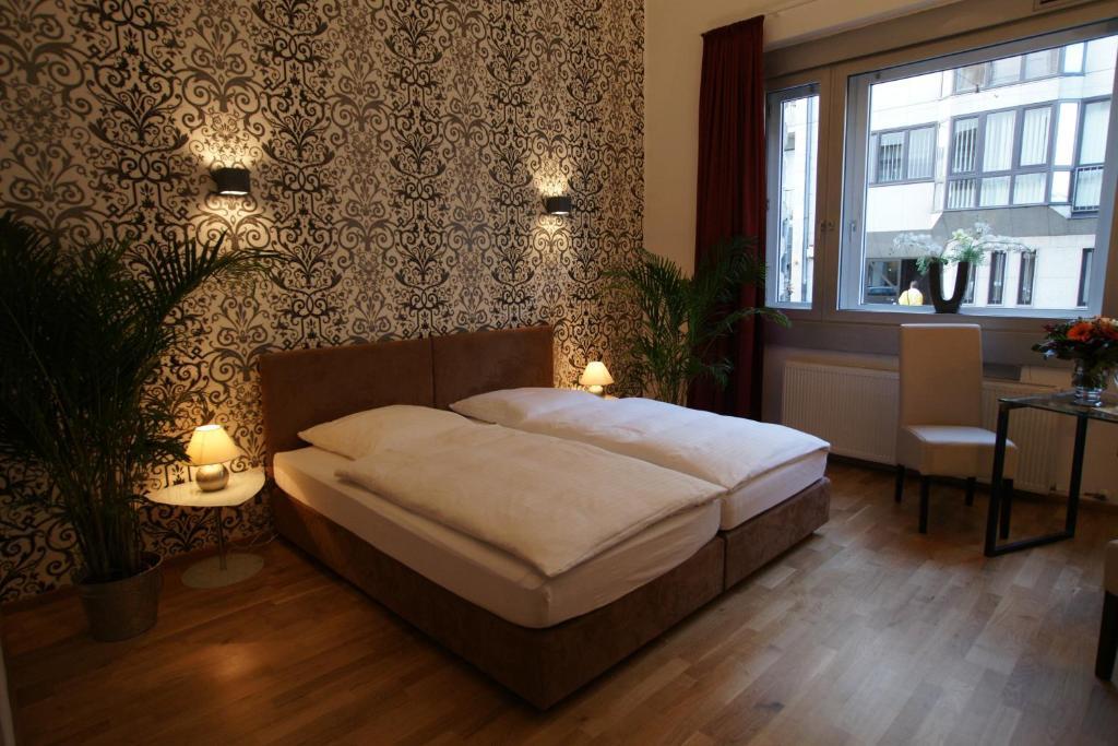 Hotel Stern Dusseldorf Phòng bức ảnh