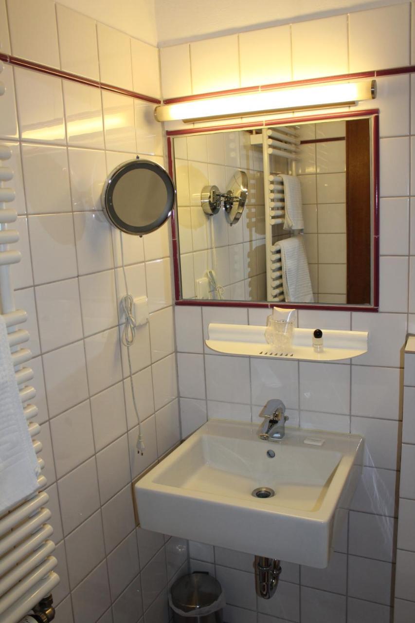 Hotel Stern Dusseldorf Ngoại thất bức ảnh