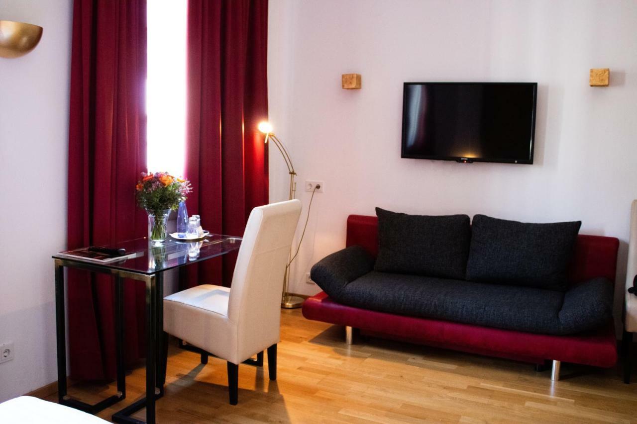 Hotel Stern Dusseldorf Ngoại thất bức ảnh