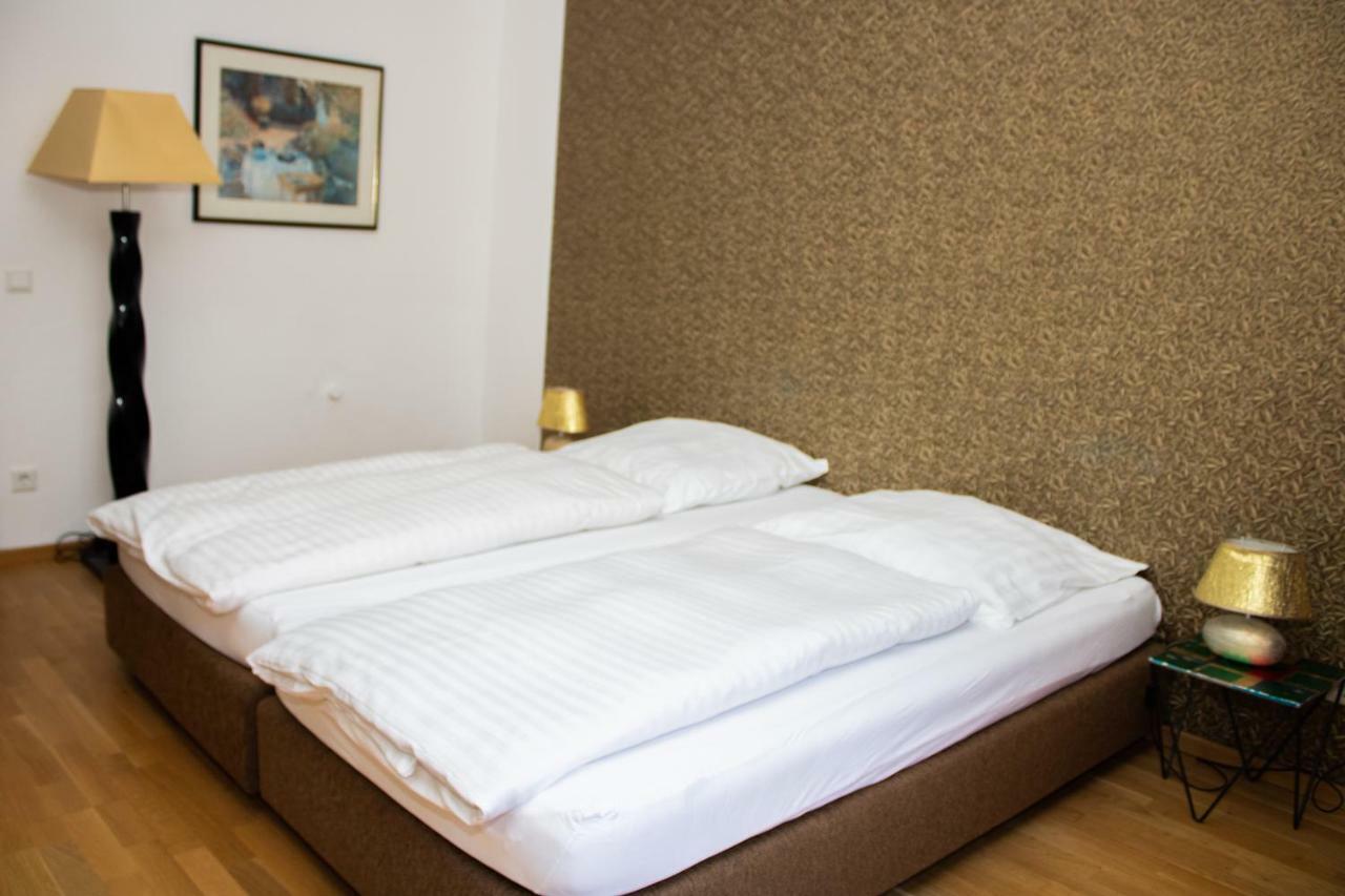 Hotel Stern Dusseldorf Ngoại thất bức ảnh