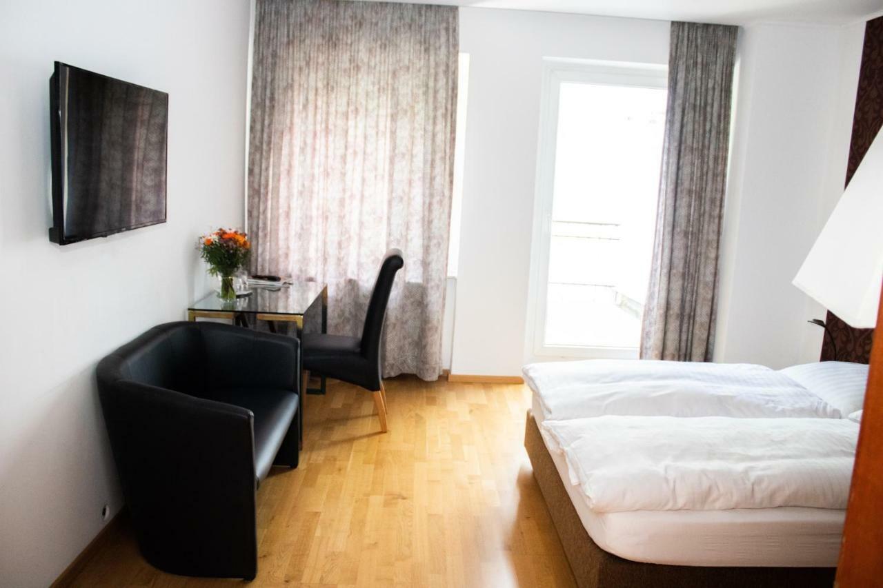 Hotel Stern Dusseldorf Ngoại thất bức ảnh